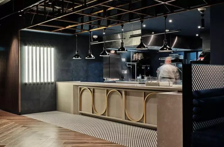 Warsaw atmosphere in the interiors of an aparthotel. Implementation of the Tremend studio appreciated