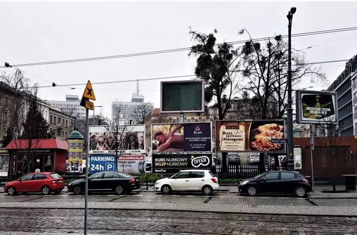 Koniec chaosu reklamowego w dużym polskim mieście? To się jeszcze okaże