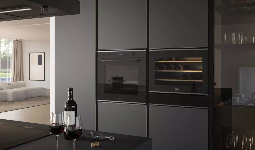 Mythos wine cooler