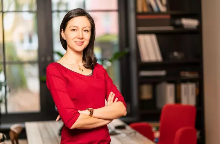 „Architektura wnętrz to połączenie wiedzy technicznej i artyzmu”. Karolina Wilgucka-Burzyńska w cyklu „10 pytań do architekta wnętrz”