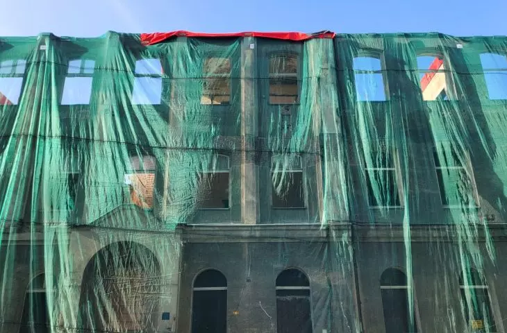 Przybywa sztucznych ruin. Smutne przypadki dziedzictwa