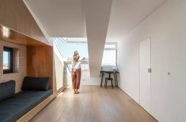An apartment with a view of Lisbon. Loft transformation by KEMA studio