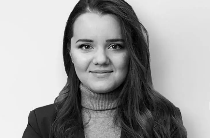 „Bez odbiorcy projekty byłyby jednakowe lub przewidywalne”. Ewelina Ozdoba w cyklu „10 pytań do architekta wnętrz”
