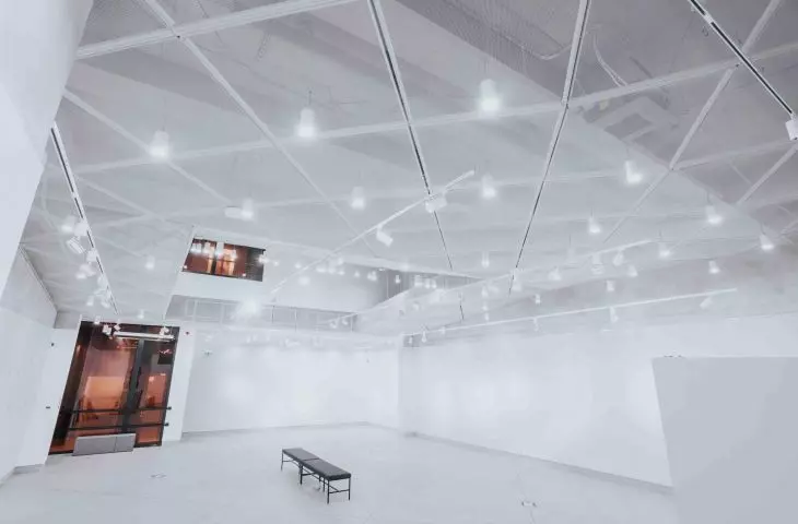 Large-size panels - innovative solutions for modern interiors