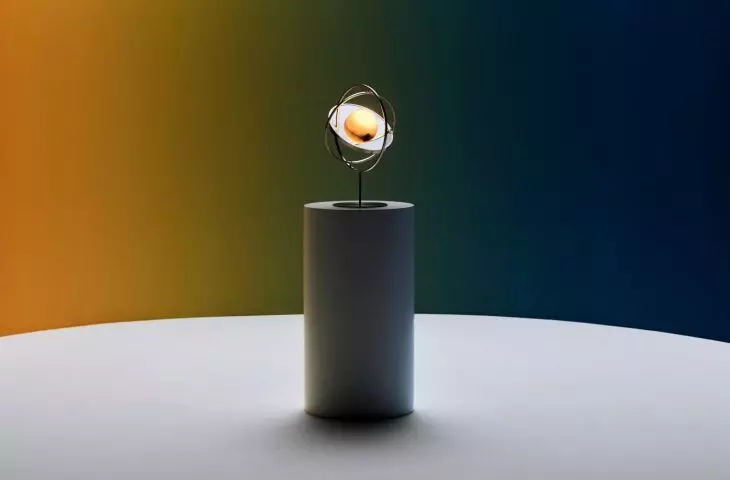 Switch to the sun - solar-powered lamps designed by Danish artist