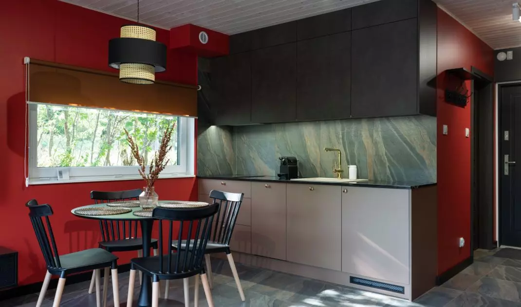 Fire-inspired summer house