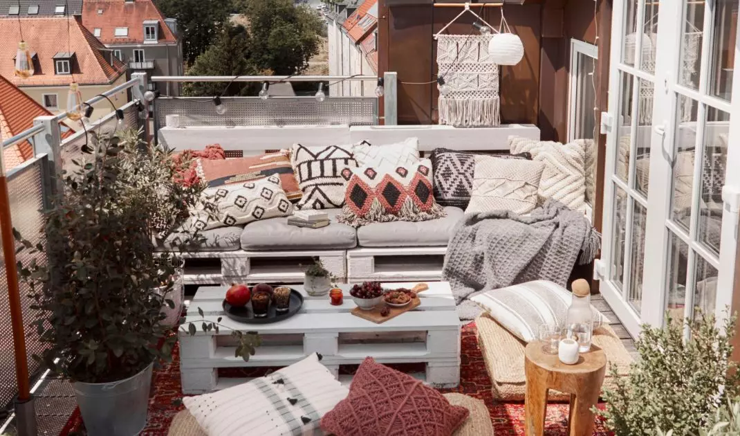 Balcony in boho style