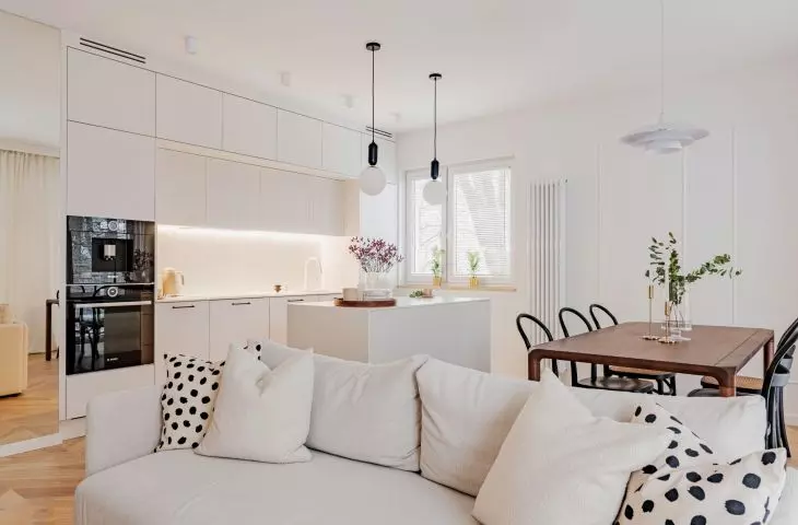 All shades of white. The living area of a Warsaw apartment
