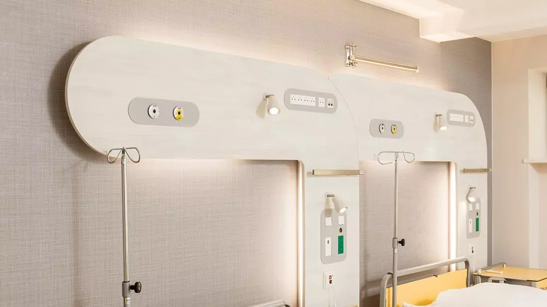 Panele nadłóżkowe MERYcomfort, Samodzielny Publiczny Wojewódzki Szpital Zespolony w Szczecinie, Oddział Geriatryczny