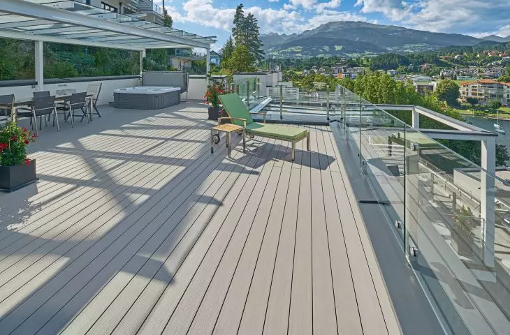 Twinson composite boards – a reliable solution for a roof terrace in residential or large-scale construction