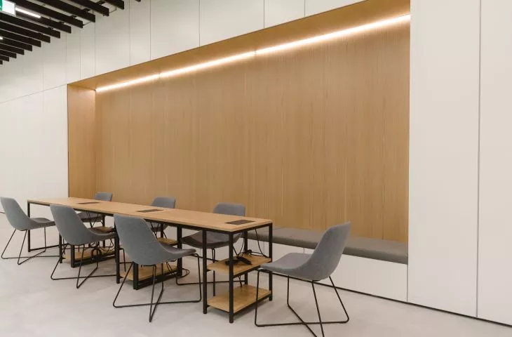 © OFFICE CREATIVE GROUP