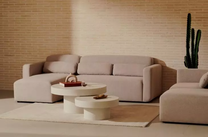 Neom, modułowa sofa marki Kave Home, która dostosowuje się do Twoich potrzeb