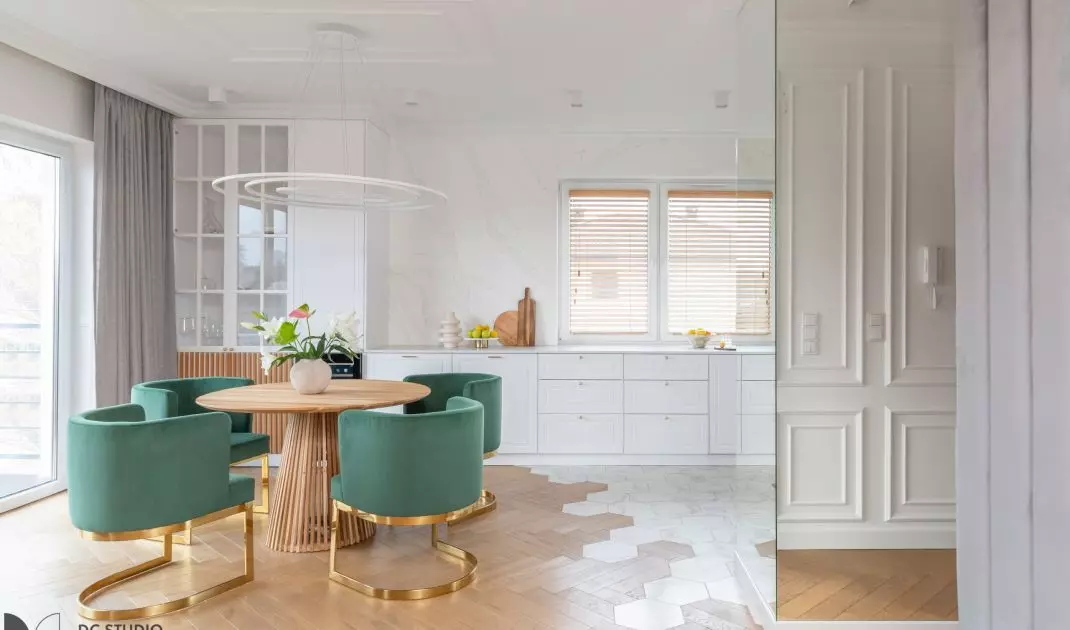 Two-storey aparament designed by Denisa Chomik
