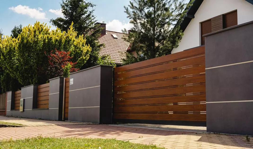 Choosing a fence