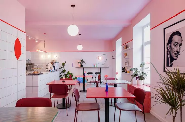 Coffee with Salvador Dalí? Welcome to Słodko in Gdańsk