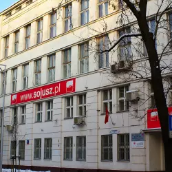 Biurowiec przy Rozbrat 44a w 2009 roku