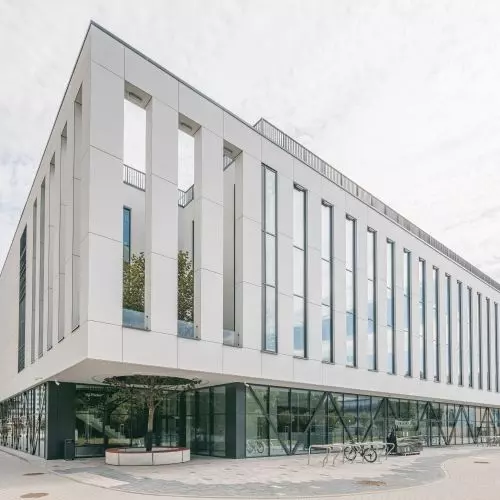 AGH University of Science and Technology in Kraków with a new sports hall