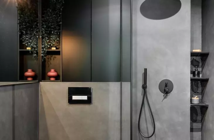 Imperfections as decoration. Industrial bathroom
