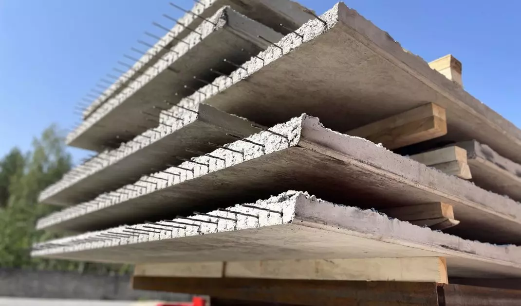 Floor slabs