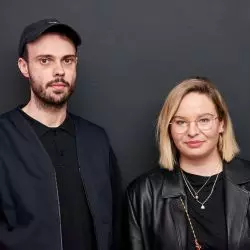 Mateusz Włodarek i Zuzanna Mielczarek, kuratorzy 15. edycji festiwalu NARRACJE