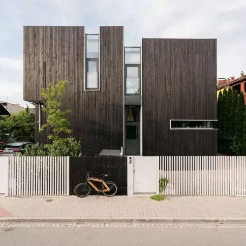 A house in two weeks? A house in Krakow's Olsza district designed by Studio4Space