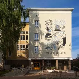 w Polsce woda coraz częściej „wraca na salony”.