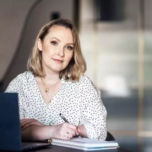 „Dobry projekt musi być wynikiem niejednej rozmowy, licznych ustaleń, wspólnego wysiłku”. Agnieszka Konieczna w cyklu „10 pytań do architekta wnętrz”