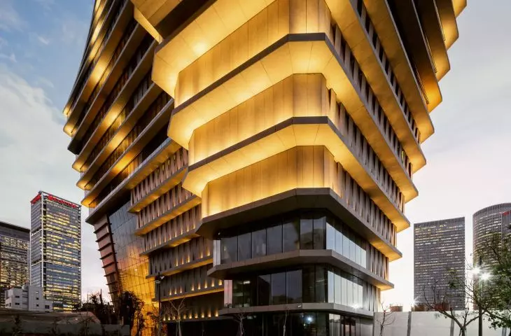 ToHa - a building designed by Ron Arad and Avner Yashar in Tel Aviv