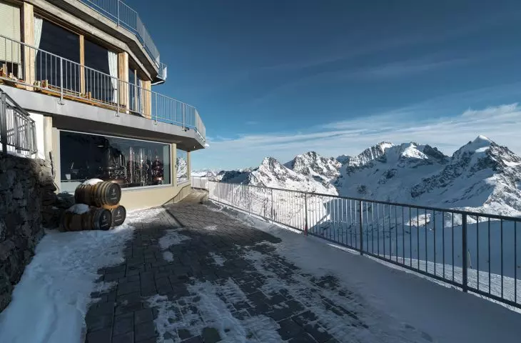 Unique place, unique solutions: the ORMA whisky manufactory at the Corvatsch lift station, Switzerland