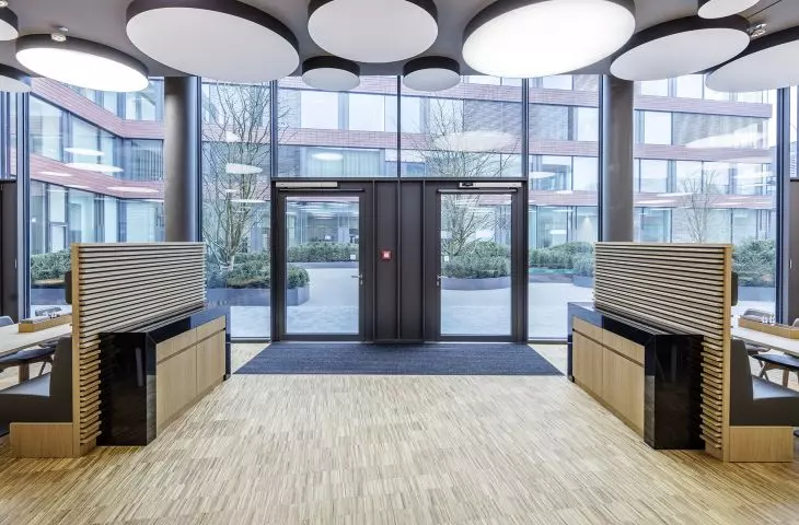 Building and living barrier-free with GEZE solutions