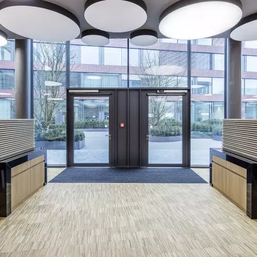 Building and living barrier-free with GEZE solutions
