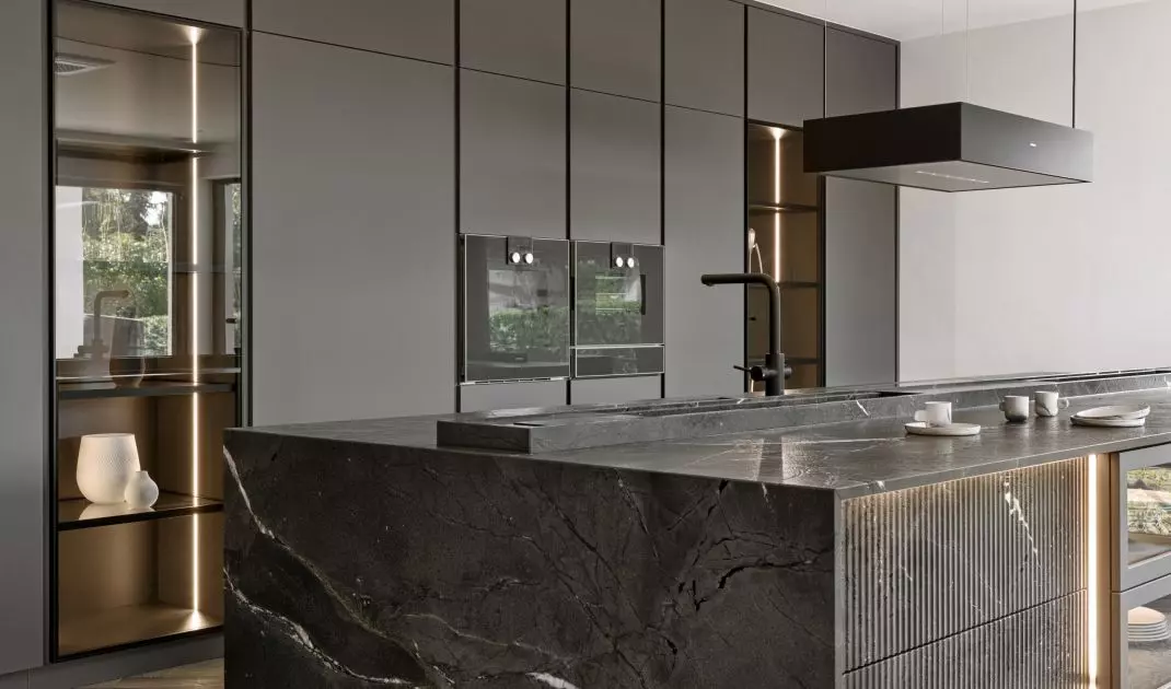 Kitchen in shades of gray