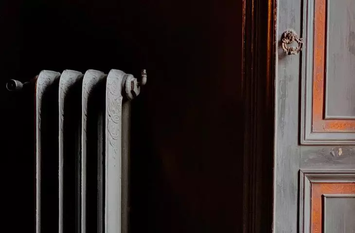 How to quickly renew a radiator? Use the paint