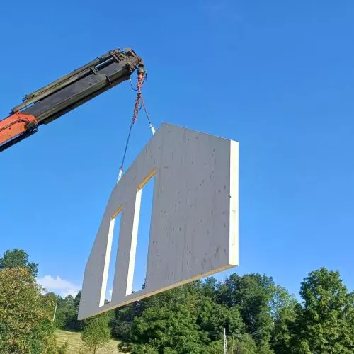Drewno CLT – przyszłość budownictwa drewnianego