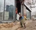 Odbiór materiałów z odzysku z budynku Atrium w Warszawie