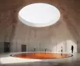 Nastrój w muzeum budują kolory i gra światła