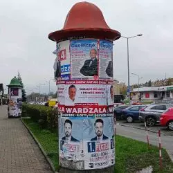 jak bumerang przy okazji kampanii wyborczej podczas wyborów parlamentarnych wraca temat politycznej „reklamozy”