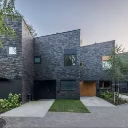 LF14 Castle rock