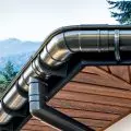 Bryza gutter system