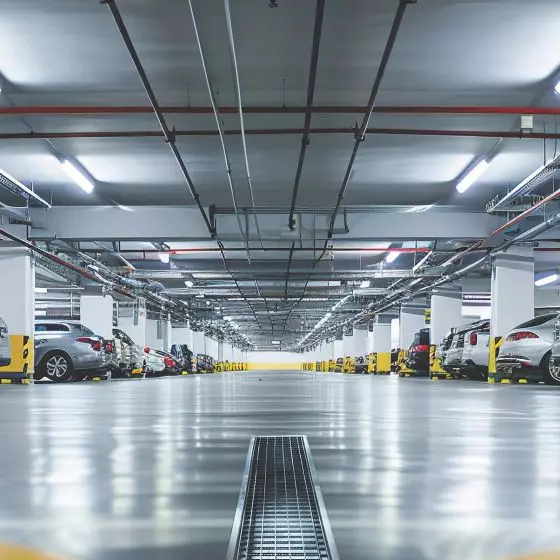 Odwodnienia punktowe, liniowe oraz klapy rewizyjne i rewizje płytowe KMB STEEL PRODUCT