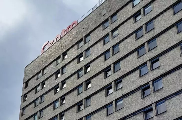 Modernistyczny akademik Jowita ocaleje – dzięki studentom i nowemu ministerstwu