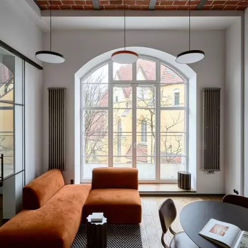 Apartament w neogotyckim gmachu