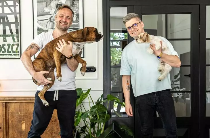 „Dobry design i asortyment dla zwierzaków idą w parze”. Rozmawiamy z Dawidem Gulczyńskim z Hau’s Dog.