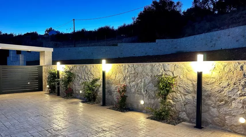 ELMARCO Outdoor Lighting