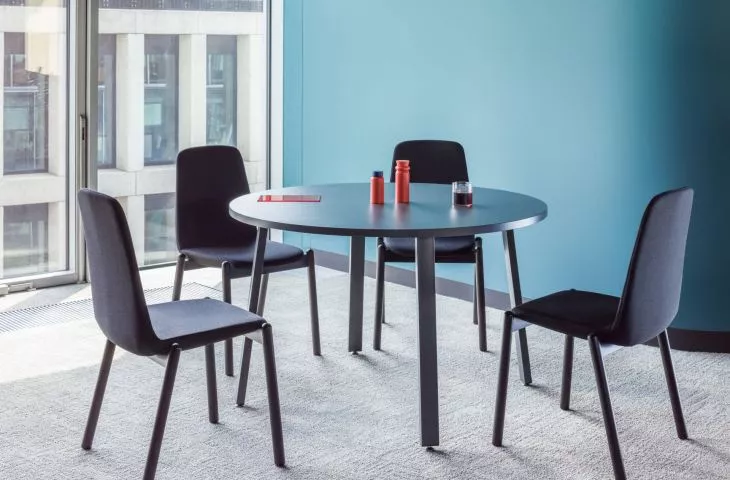 ULTI chair