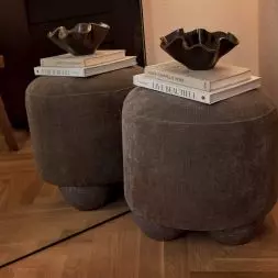 Pufa to uniwersalny mebel, który sprawdzi się w wielu pomieszczeniach