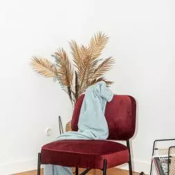 Fotel bujany - mebel z przeszłości