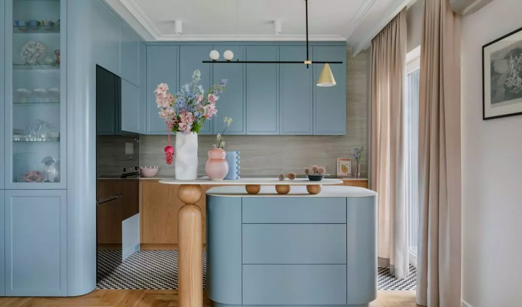 Pastel apartment designed by Hanna Pietras Architects