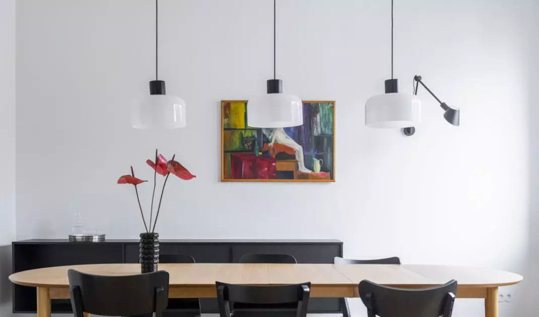 Lighting of the space above the table should be aesthetically pleasing and functional