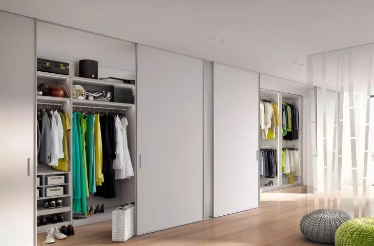 Sliding or hinged? Which door will work better in a large closet?